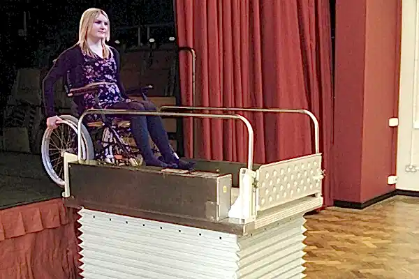 Engelli Bireyler İçin Asansörlerin Faydaları ve Erişim Kolaylıkları